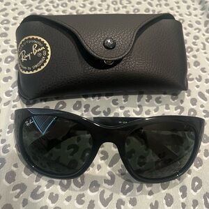 Ray-Ban Glossy Black Sunglasses